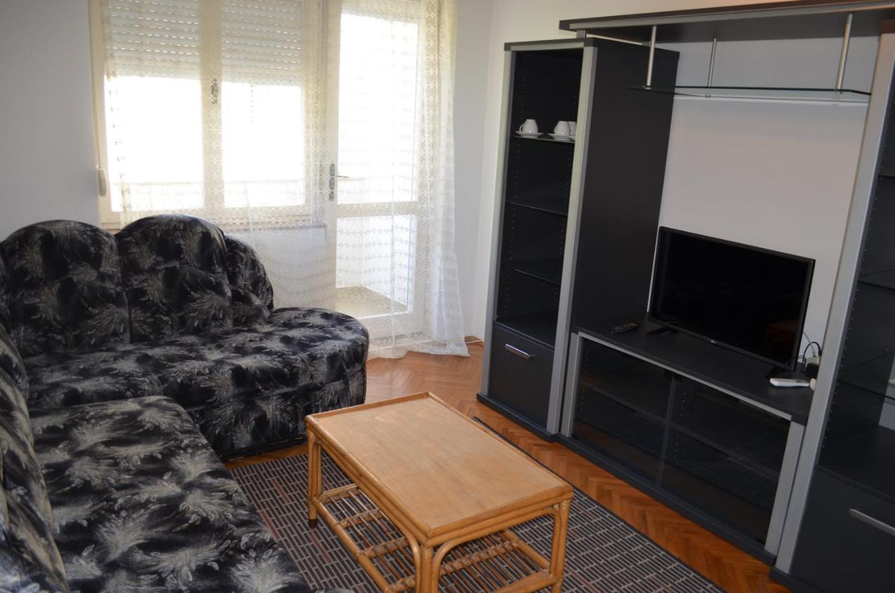 Apartments Aneva باشْكا المظهر الخارجي الصورة